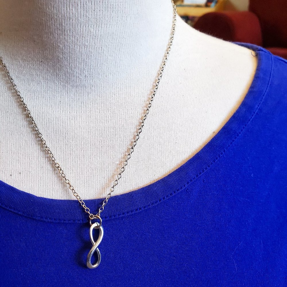 16" Silver Tone Infinity Symbol Pendant Necklace